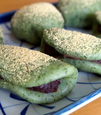 春がきたよ！よもぎ餅