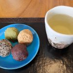 ひとくちもち麦おはちと煎茶